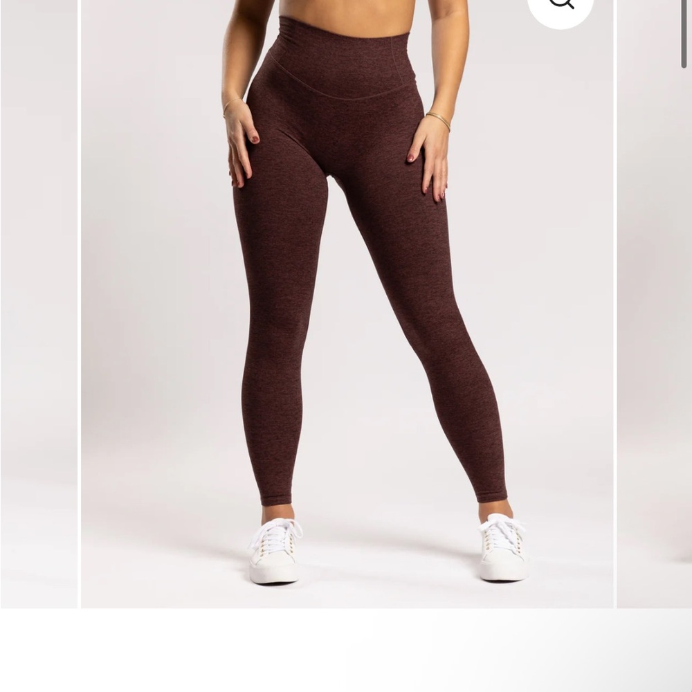 P'tula High-Waisted Maroon Leggings